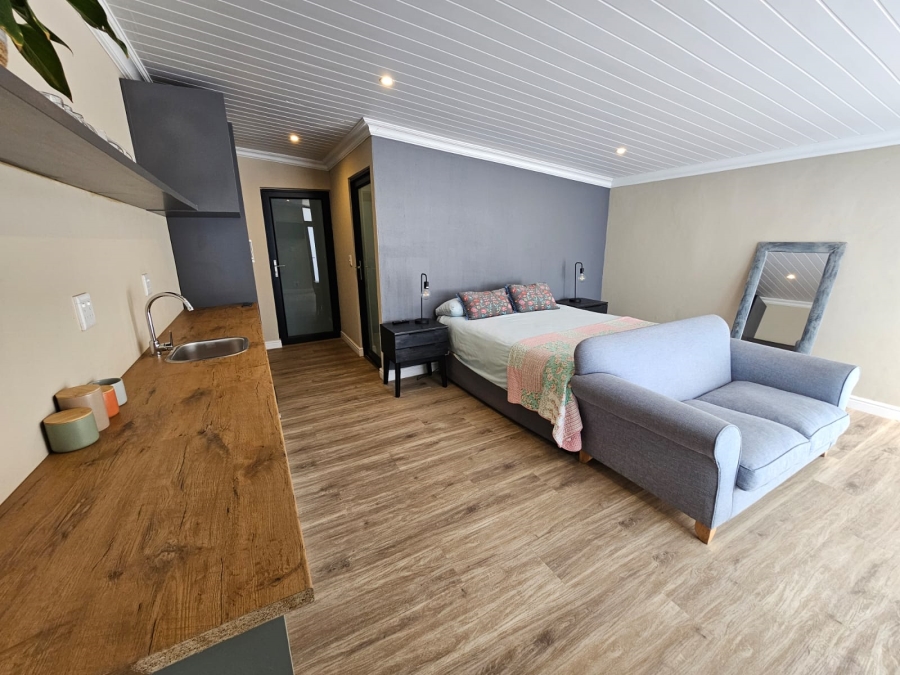 5 Bedroom Property for Sale in Riversdale Western Cape